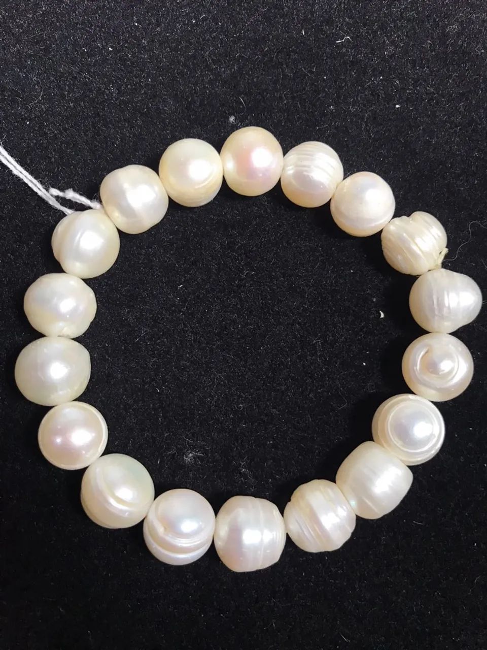 Pulseira de Pérolas com Elástico  - Foto 3