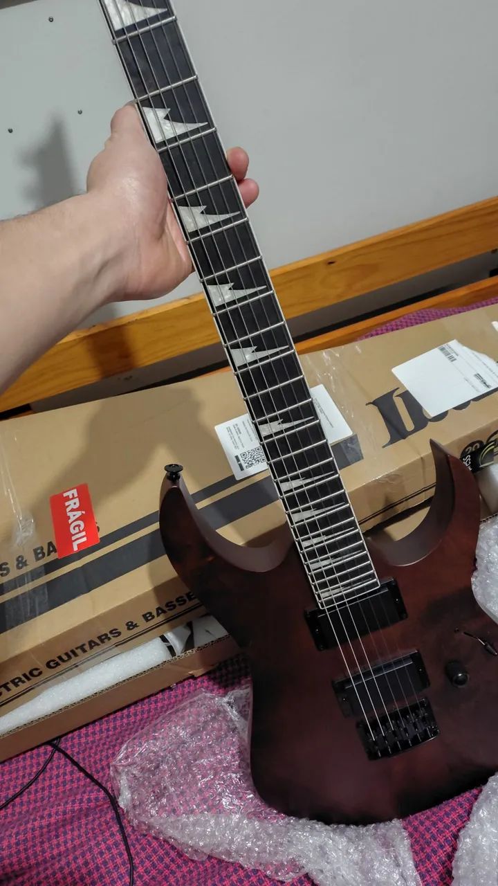 Selling Ibanez Guitar