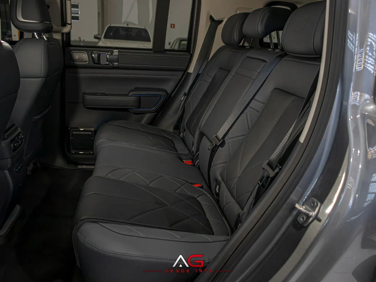 Denza B5 4WD, foto 12 de 20