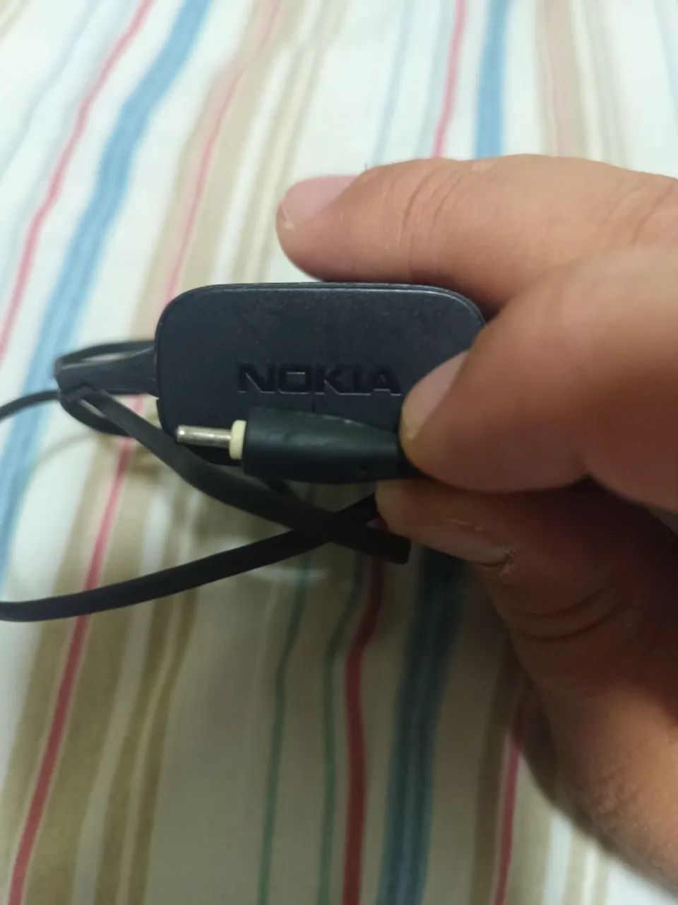 Carregador de celular Nokia bico fino original  - Foto 4