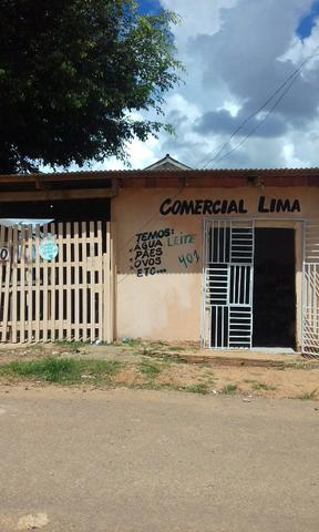 Casa mista com ponto comercial