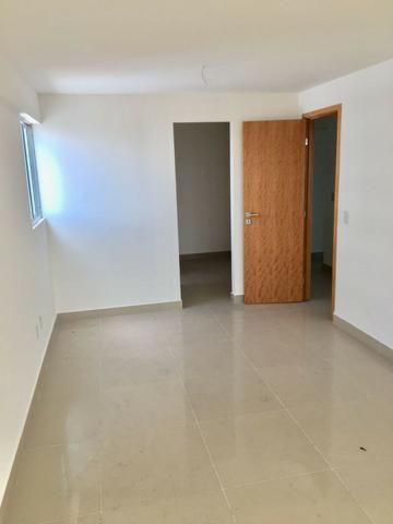 Apartamento Ed. Arnaldo Barbalho Simonetti - 3 suítes - Lagoa Nova - Foto 3