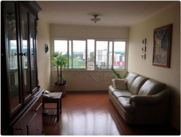 Apartamento à venda com 3 dormitórios cod:V30335LA