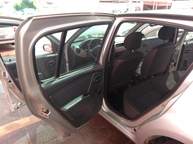 Sandero 1.0 2008/2009 Financio Aceito Troca Temos Palio Gol Punto Uno Siena Ka Celta Clio - Foto 15