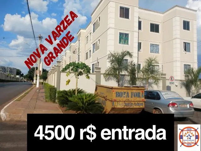 Condomínio Apartamento 4500 Entrada