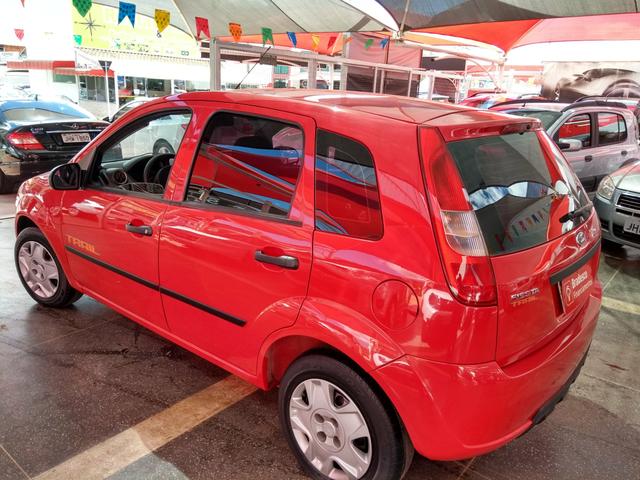 Fiesta 1.0 2005/2006 Temos Gol Uno Clio Celta Palio Ka Polo Siena Classic Prisma - Foto 14