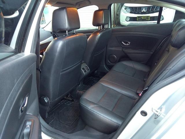 Renault Fluence Dynamic - Foto 11