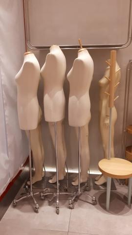 Vende-se manequins