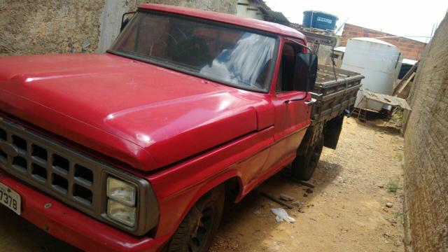 Vendo F1000 Ano 86 Motor MWM - Foto 4
