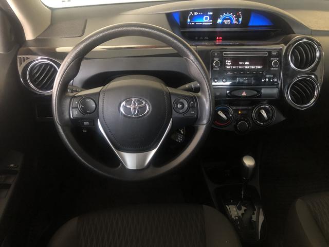 Toyota etios sedan xs 1.5 2018 Aut - Ipva 2020 pago - Foto 6