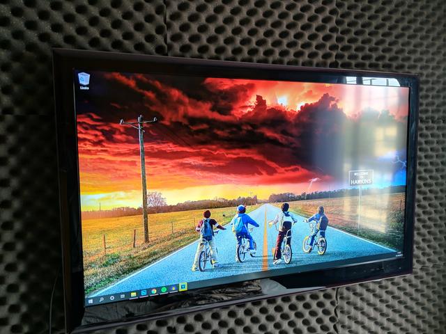 TV LG 42P Full HD+ Edição Especial Trumotion 120Hz(com internet)