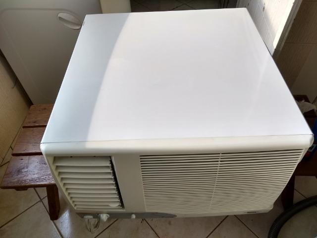 Ar condicionado de janela Consul 10 000 BTU