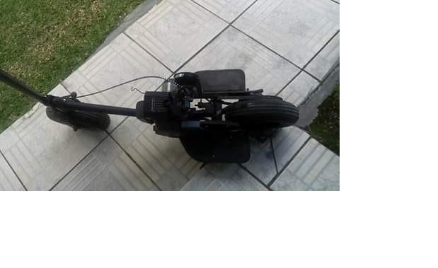 Vendo Walkmachine motor 50cc ano 2008 - Foto 5