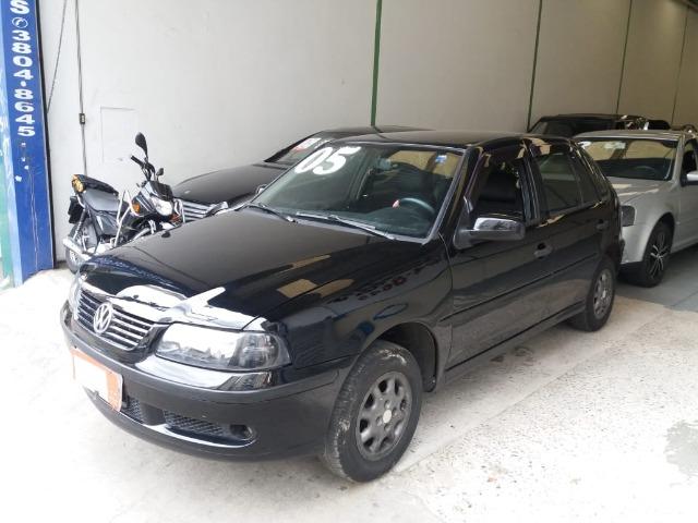 Volkswagem Gol GIII 2005 4 portas alcool - Foto 2