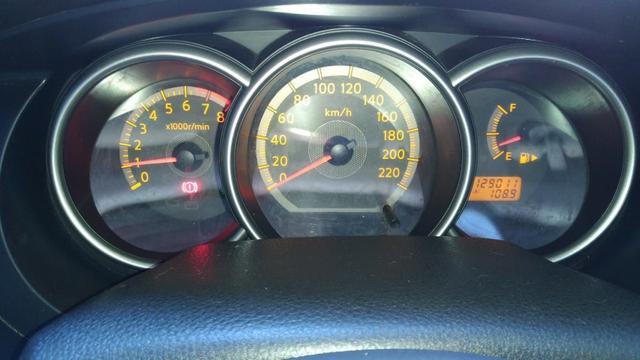 Nissan Livina SL 1.8 - Foto 12