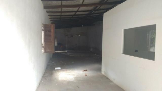 Sitio no Santa Barbara/ 1450 m² / Casa Sede/ Galpão/ próximo a Igreja/ em frente ao campo - Foto 12