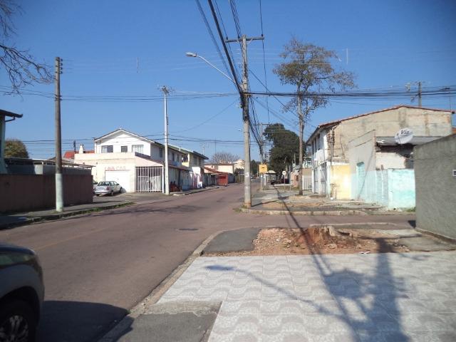 Casa com terreno no Bairro Cic, terreno com 162 m² - Foto 4
