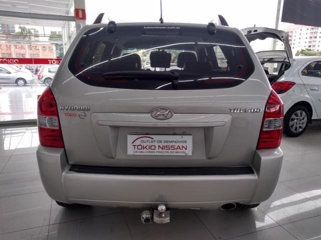 HYUNDAI TUCSON 2.0 MPFI GL 16V 142CV 2WD GASOLINA 4P AUTOMATICO. - Foto 4