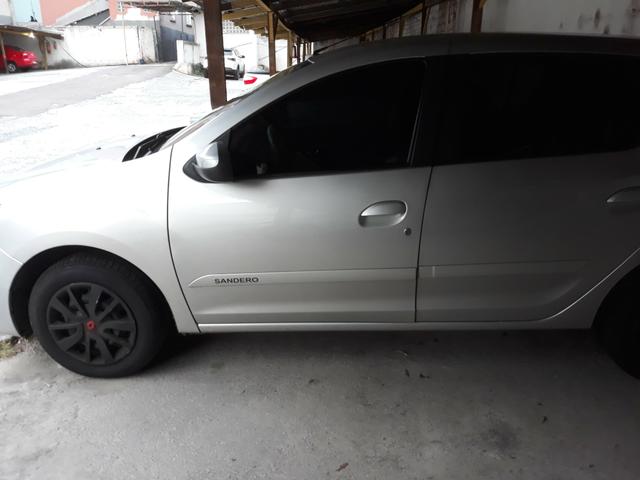 Sandero expression com câmera de ré e sensor estacionamento - Foto 3