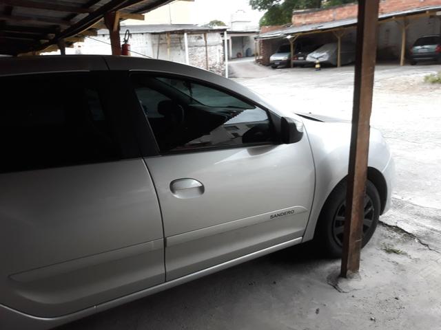 Sandero expression com câmera de ré e sensor estacionamento - Foto 4