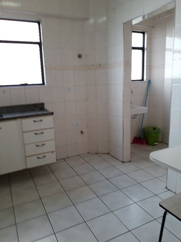 Santos - ponta da praia - quarto/sala mobiliado - garagem demarcada - Foto 6