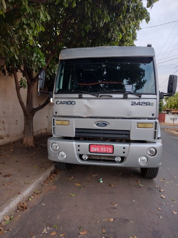 FORD CARGO 2011