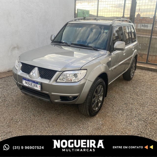 PAJERO TR4 2015