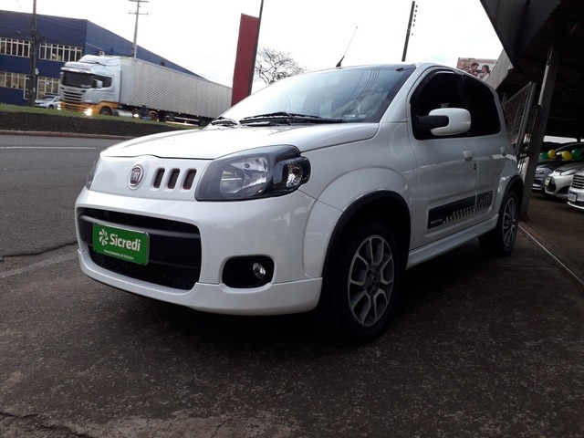 FIAT UNO SPORTING 1.4 EVO FIRE FLEX 8V 4P