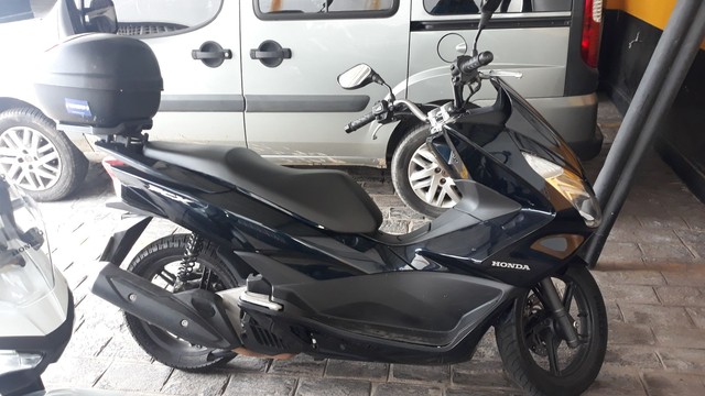HONDA PCX AUTOMÁTICA 2018 ÚNICO DONO