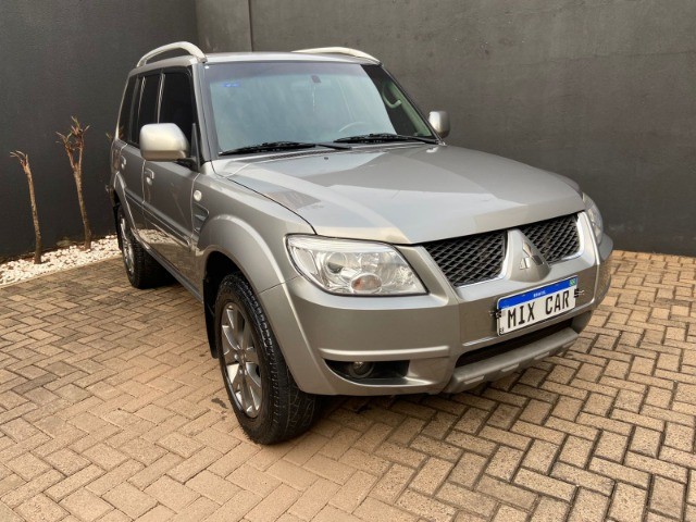 MITSUBISHI PAJERO TR4 2015