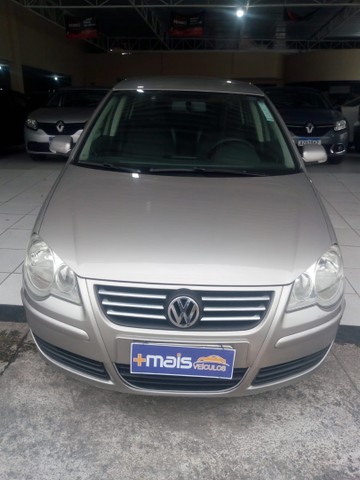 POLO SEDAN 2011