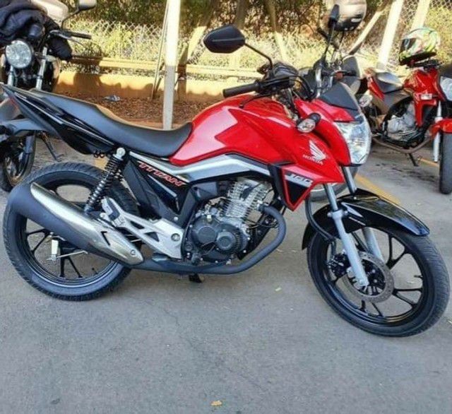 VENDE-SE COM URGÊNCIA