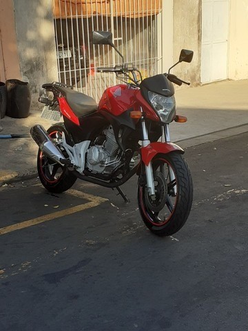 HONDA CB 300R 2010/11 VERMELHA