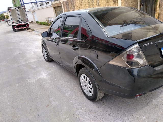 VENDO FIESTA SEDAN CLASS 1.6 COMPLETO
