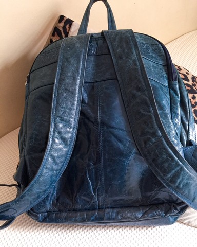MOCHILA EM COURO LEGÍTIMO  - Foto 2