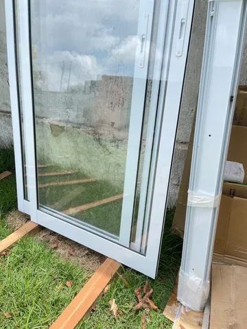 Porta de correr com 3 folhas, 3,30m largura, 2,25m altura, NOVA. - Foto 4