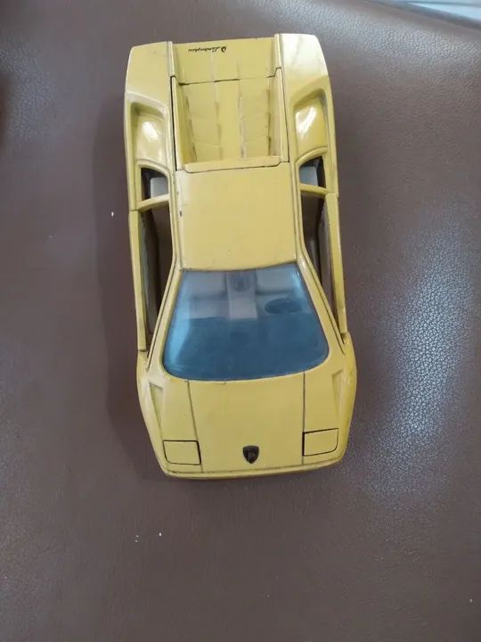 Lamborghini Diablo - Modelo de Carro em Metal - Foto 2
