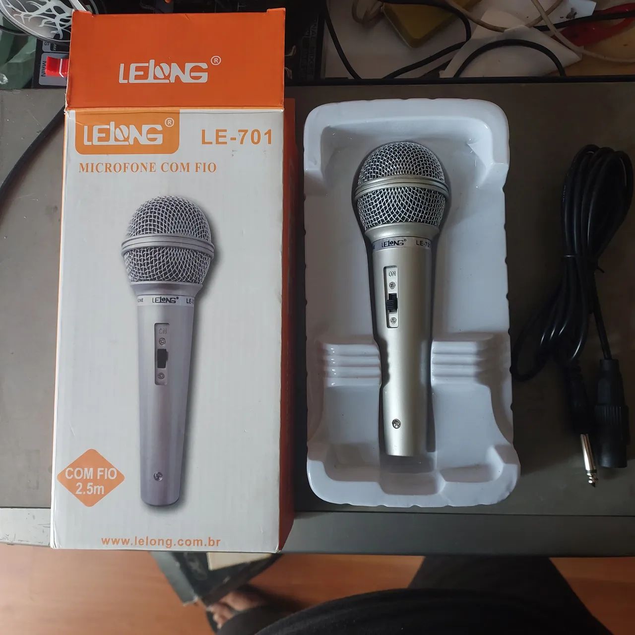 Microfone com Fio Lelong LE-701