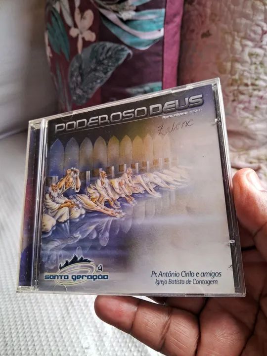 CD Poderoso Deus 