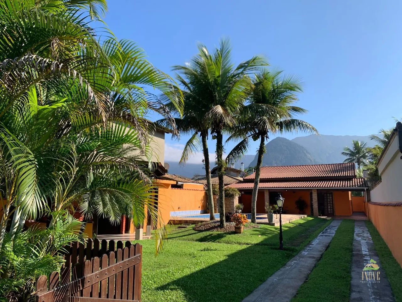 Casa em Condomínio à Venda em Morada da Praia, Bertioga/SP