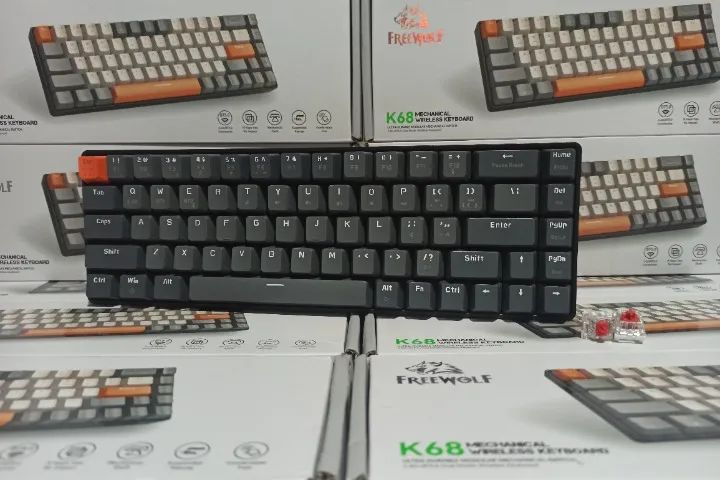 Teclado Mecânico Wireless / Bluetooth switch red, conexão USB e Tipo C, aceito cartão