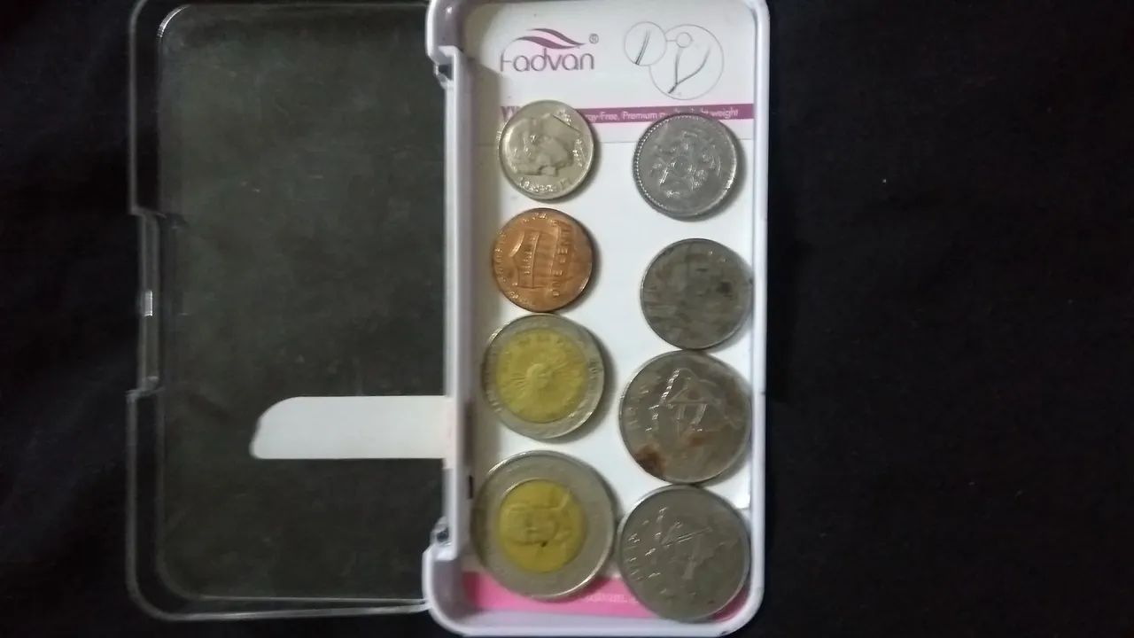 Coleção de Moedas Antigas.? VALOR HÁ COMBINAR ?