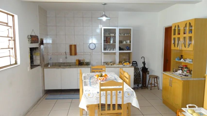 Excelente oportunidade Residência composta por duas casas no mesmo terreno.  - Foto 2