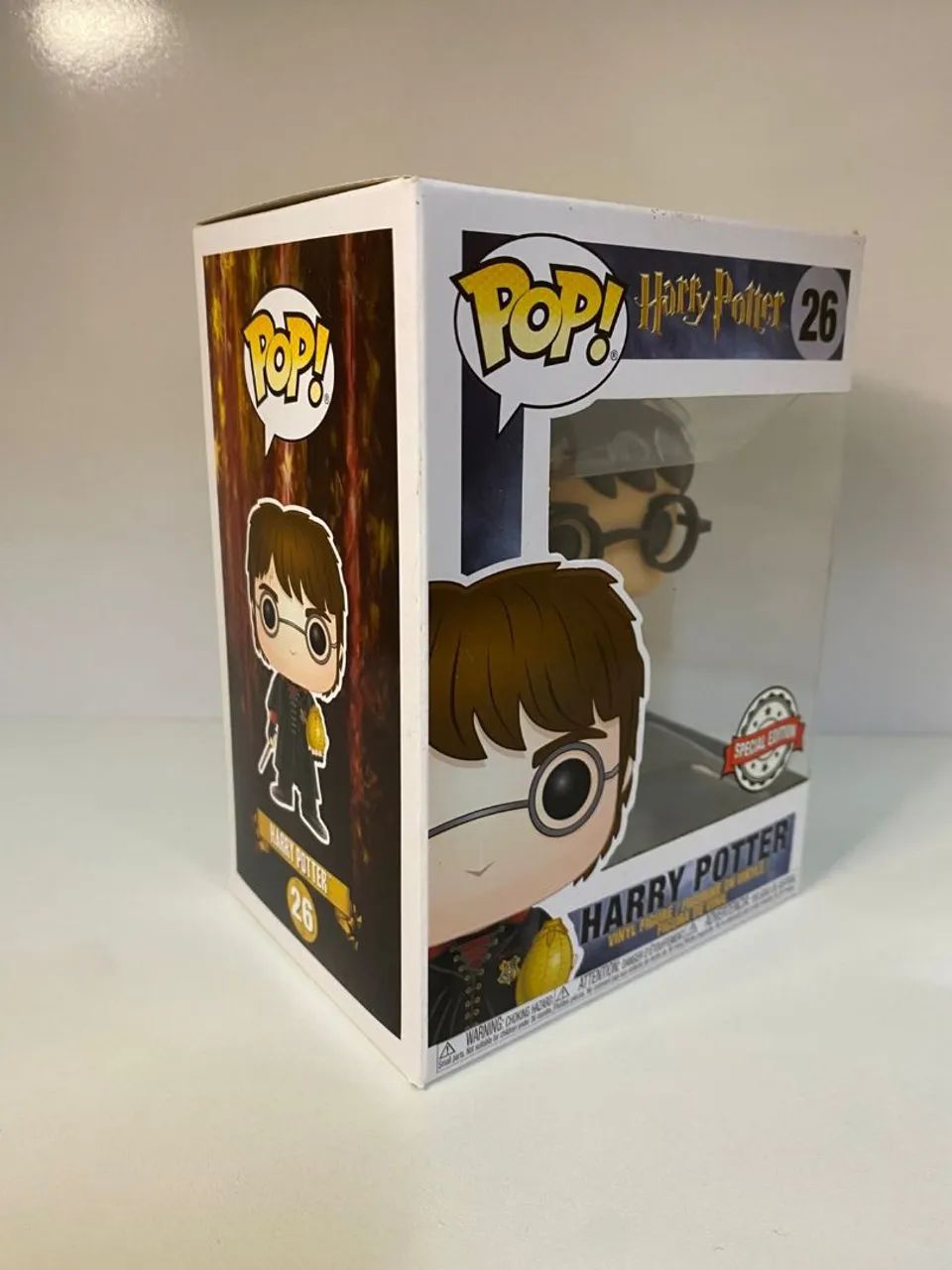 Funko Pop! Harry Potter - Harry com Golden Snitch #26 - Foto 2