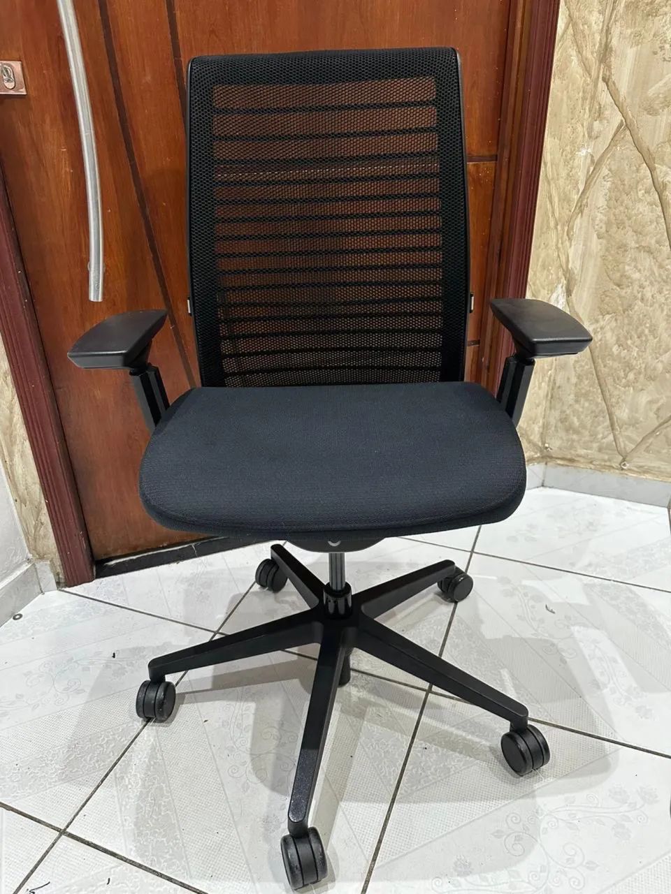 cadeira steelcase think v2 + Entrega grátis sp capital  - Foto 4