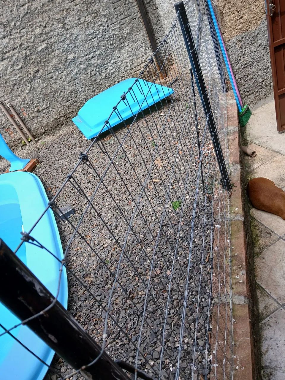 Vendo cercado em tela 