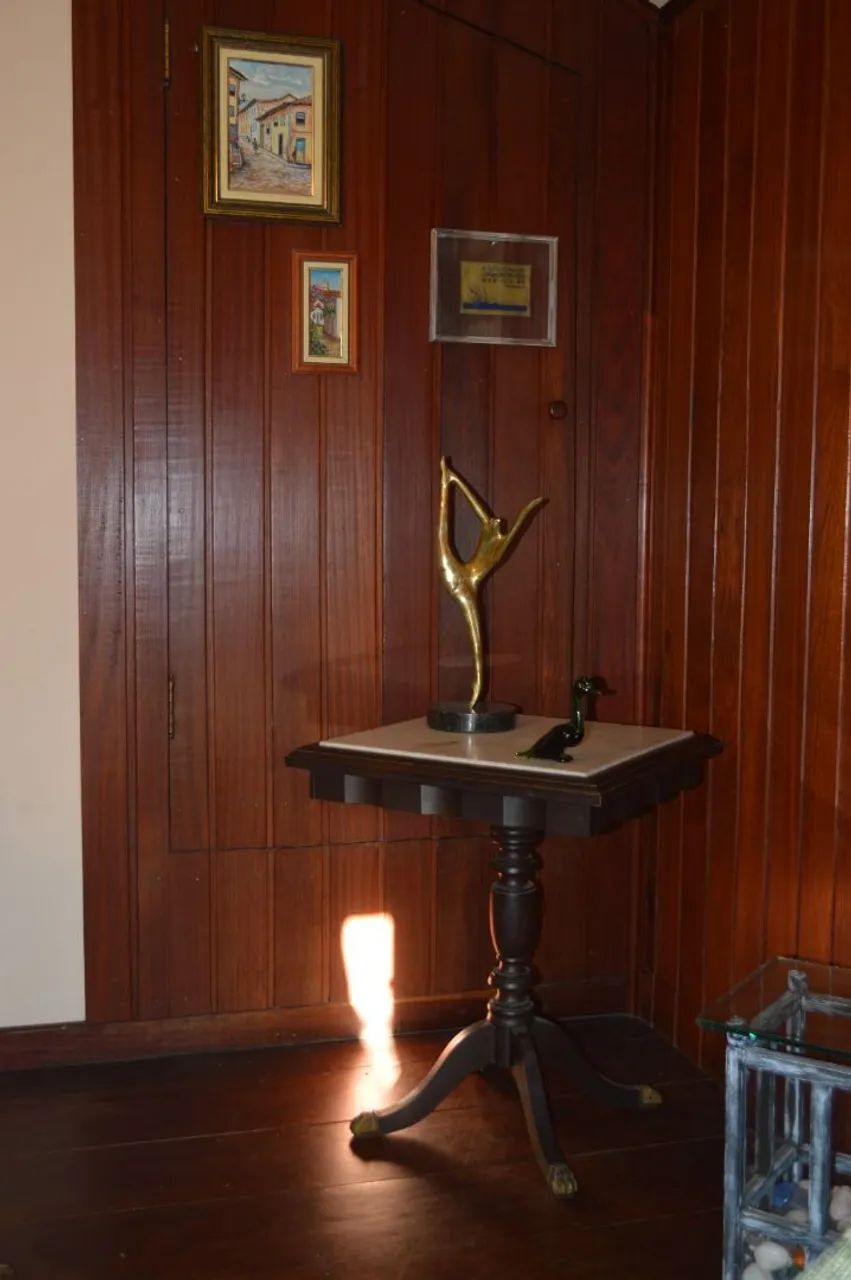 Mesa de canto em madeira com tampo em mármore  - Foto 2