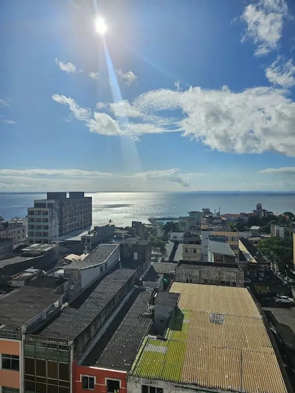 Apartamento 1/4 No Centro Bem Localizado Com Linda Vista Para o Mar