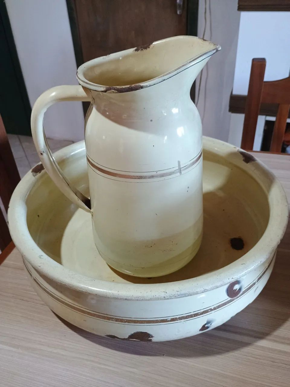 Antigo Gomil - Jarro e Bacia de Ágata 