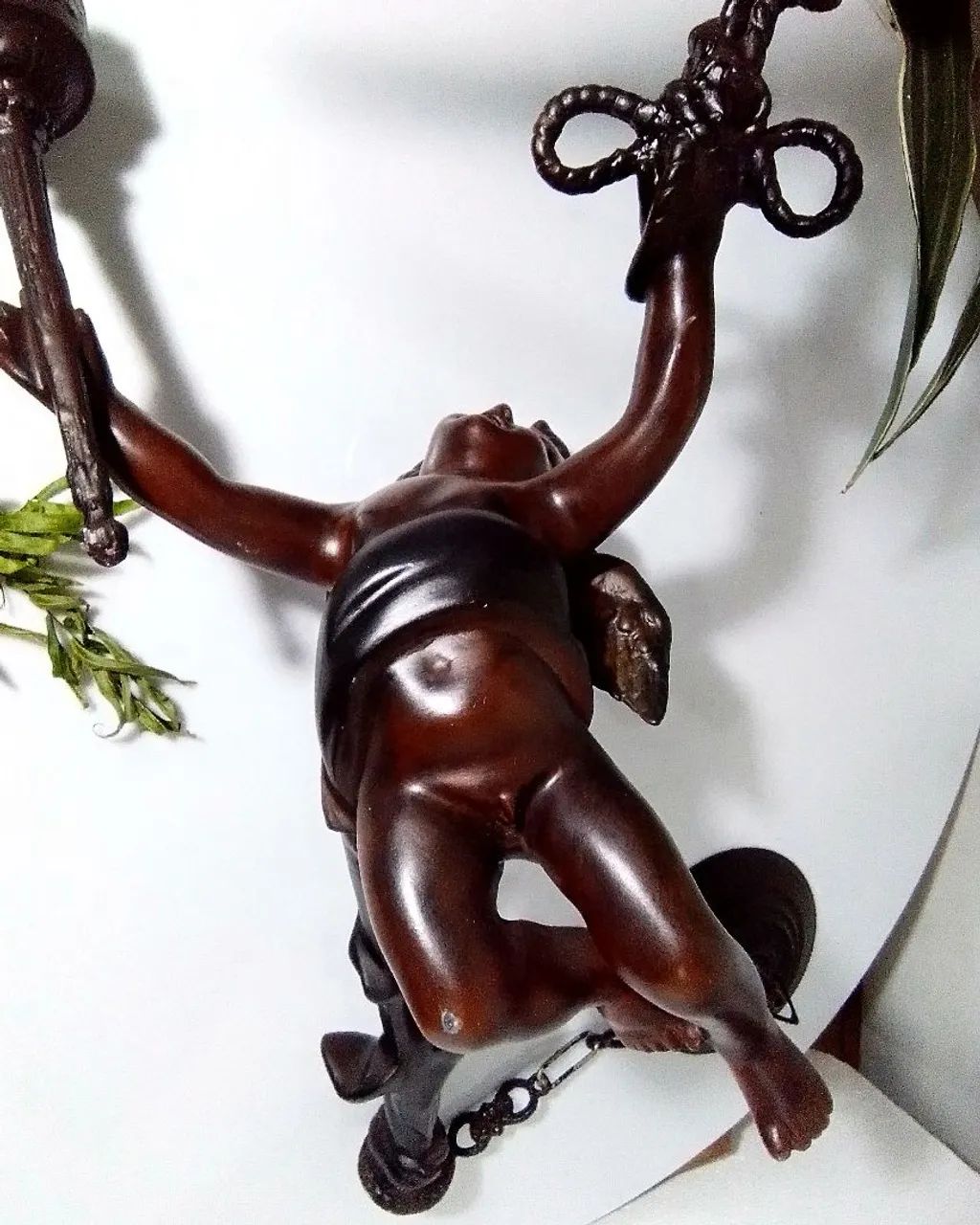 Lustre Anjo Vintage em Petit Bronze  - Foto 6